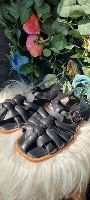 Sandale de vara Zara din piele masura 38