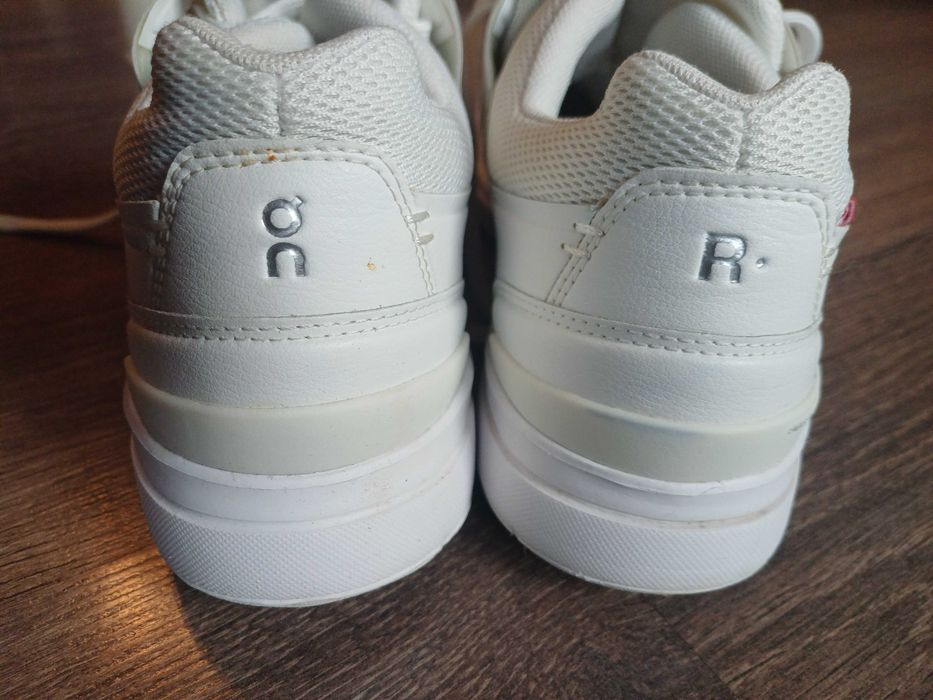 Дамски маратонки On The Roger