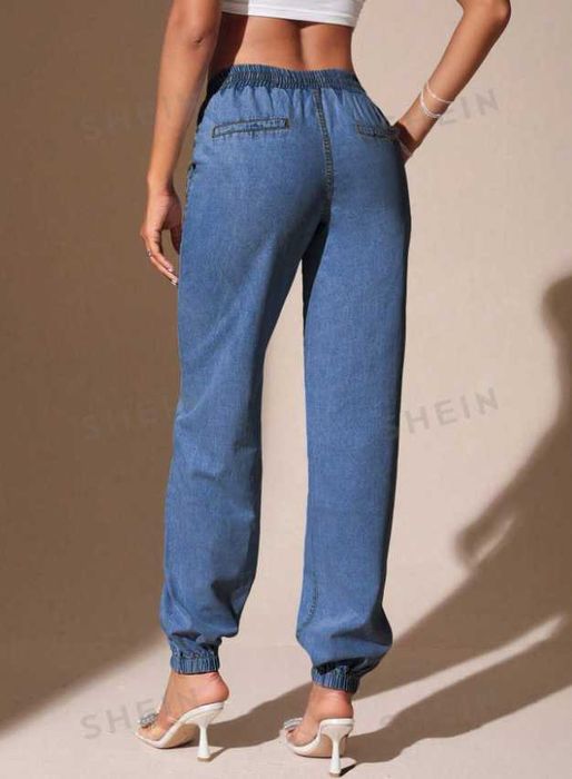 Продавам дамски дънкови панталони