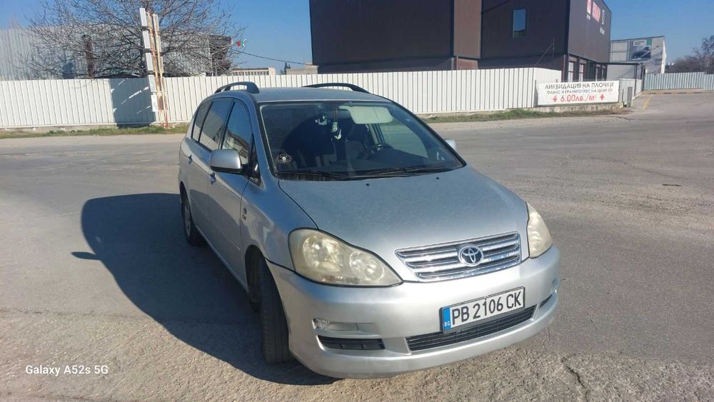 Тойота авенсис версо