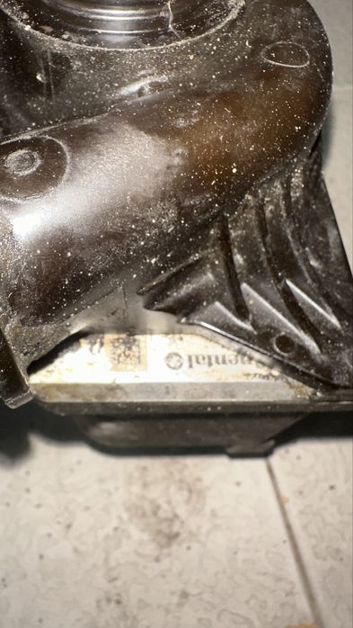 Помпа на бмв ф 10