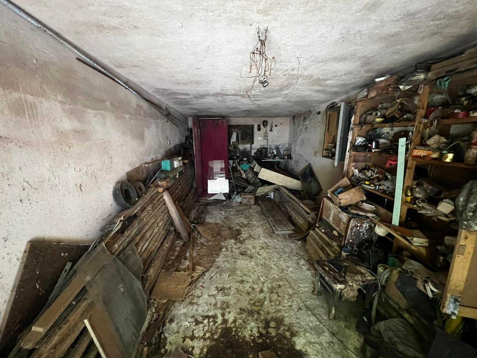 Масивен гараж 21 m² в кв. Борово - гр. Габрово