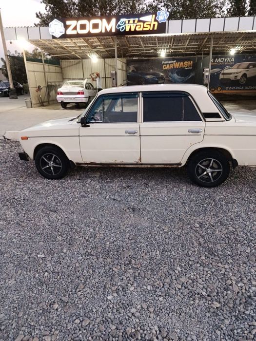 VAZ 2106 sotiladi srochno