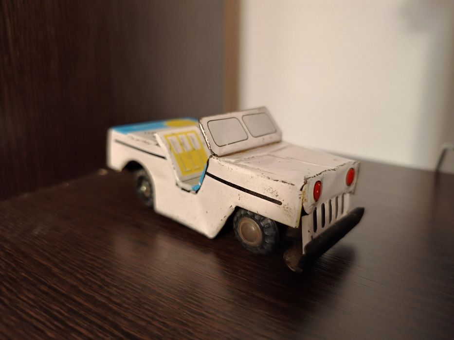 Jucarii vechi de colectie perioada comunista