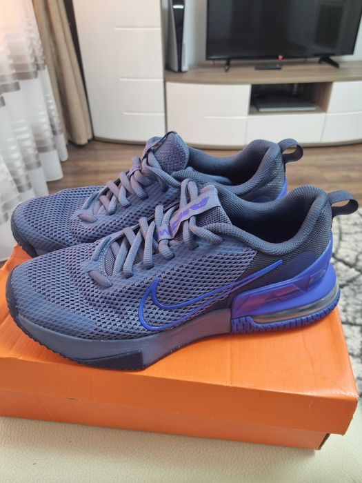 Vand adidași Nike originali bărbați nr.43 in stare foarte bună