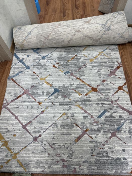 Продам ковровую дорожку