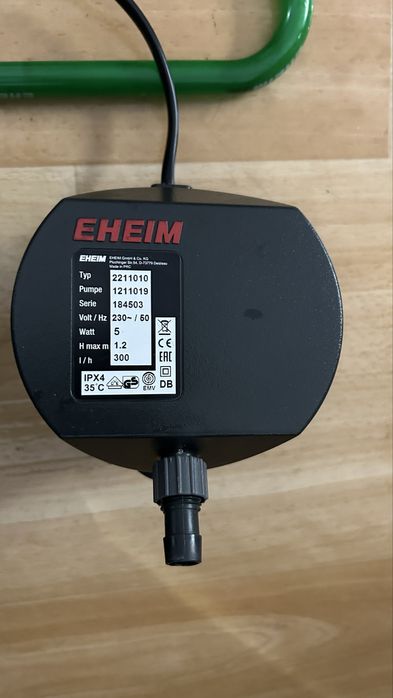 Filtru acvariu Eheim Classic 100/150 , debit 300l/min, consum 5 w