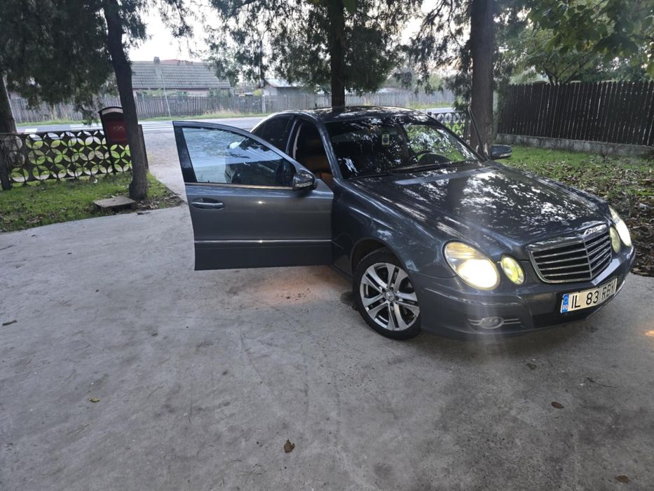 Vând Mercedes E280 cdi