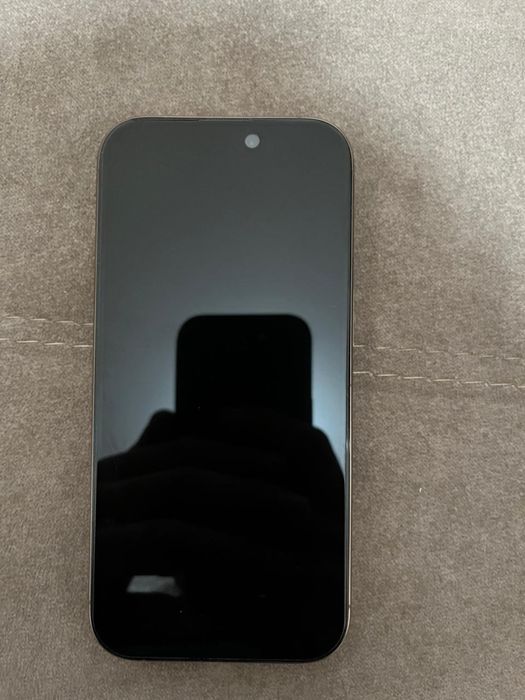 В продаже айфон 16 про