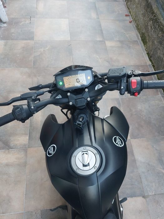 Motocicleta RSV 125