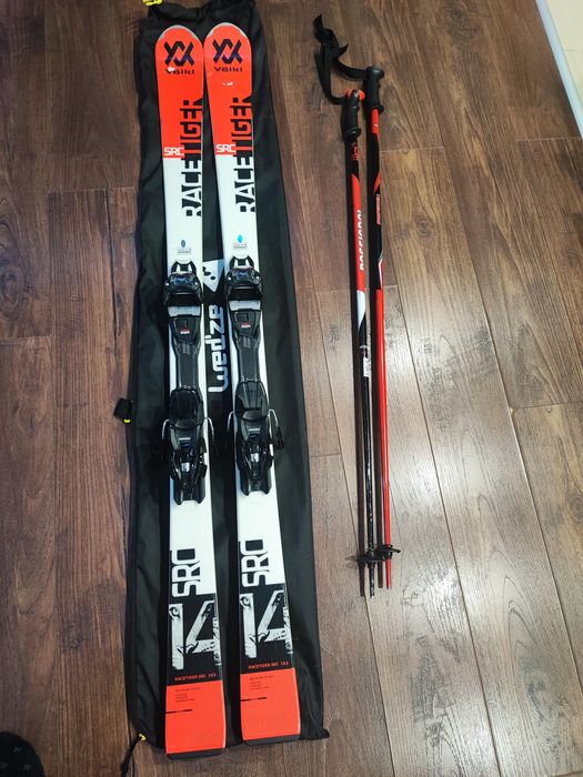 Ски Volkl racetiger SRC 163 със щеки и сак