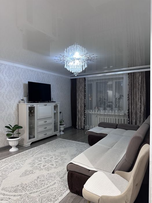 Срочно ПРОДАМ 4-х ком. квартиру