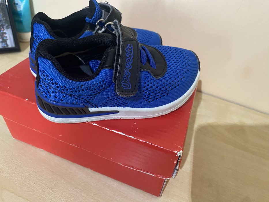 Маратонки Garvalin