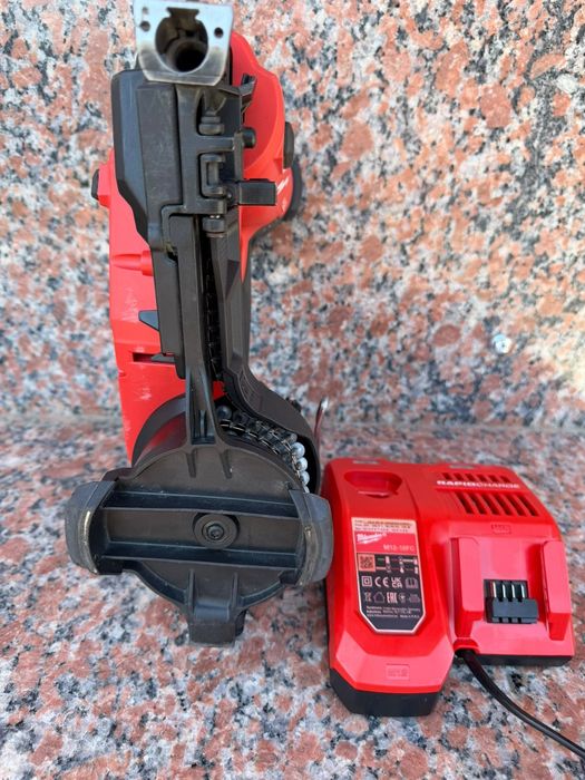 Milwaukee pistol de cuie pe acumulator