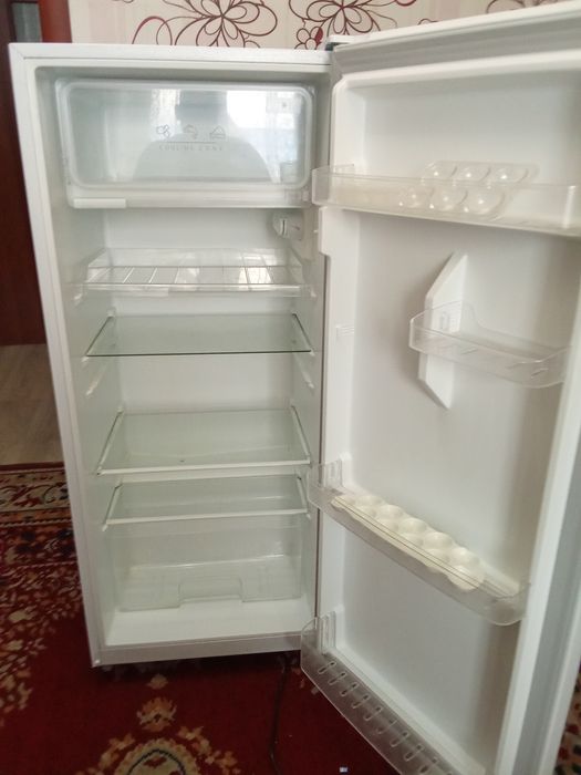 Продам холодильник DEXP 2024г