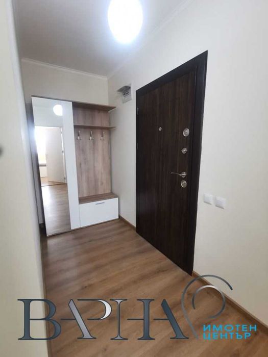 Дава се под наем Двустаен апартамент в Варна, Център - 75 кв.м за 484.5 € - Снимка #3