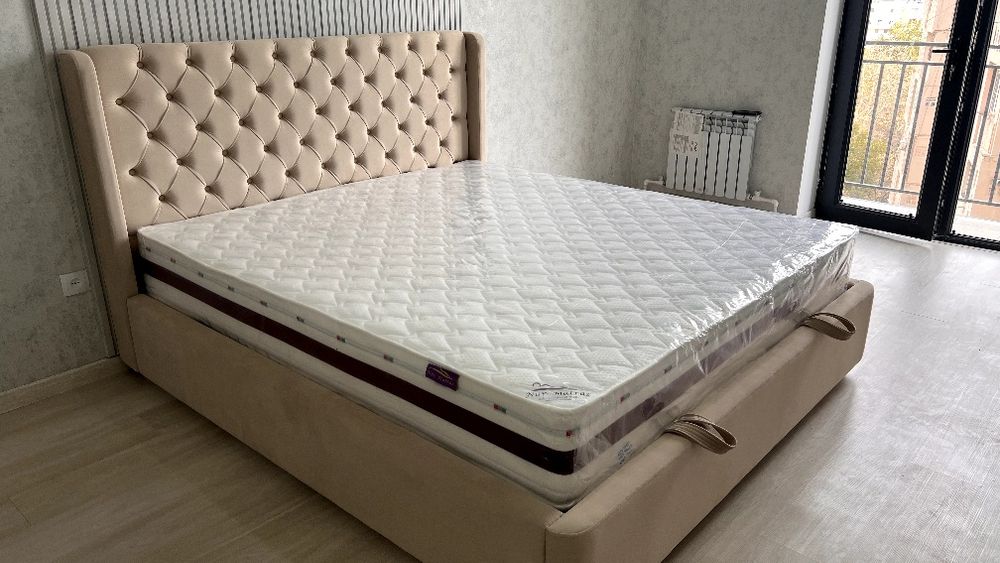 Кровать. С мягкая в наличии