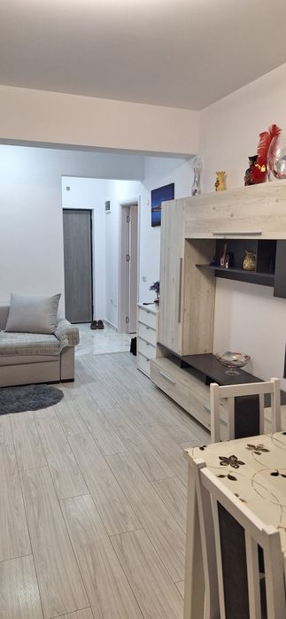Apartament 2 camere, 2 locuri parcare, boxa la subsol