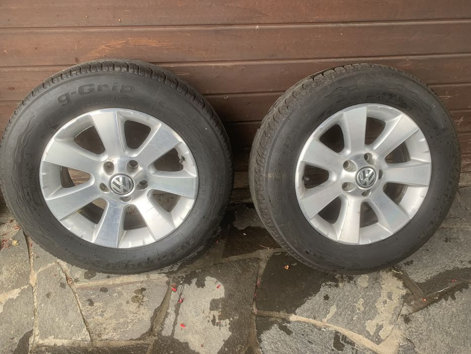 Jante cu anvelope de VW 215/65/R16