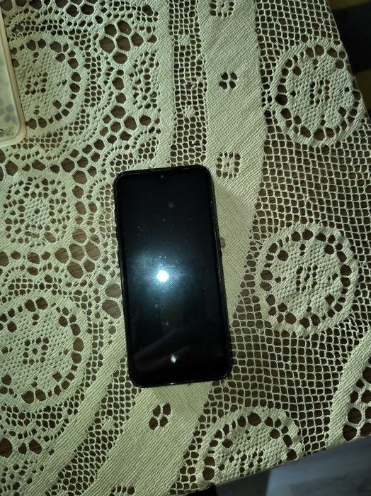 Продавам два запазени и работещи смартфона!