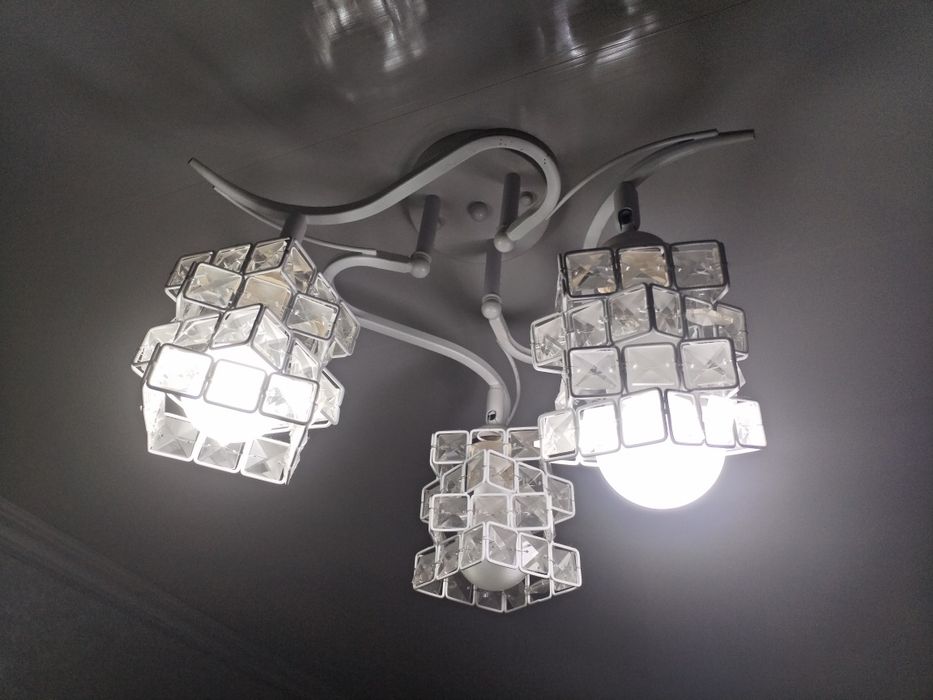 Светильник на 3 лампы