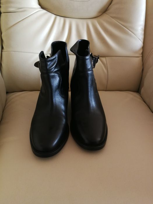 Ghete piele marimea 40