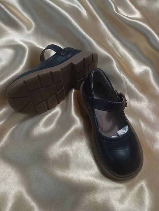 Обувы для мальчиков и девочек