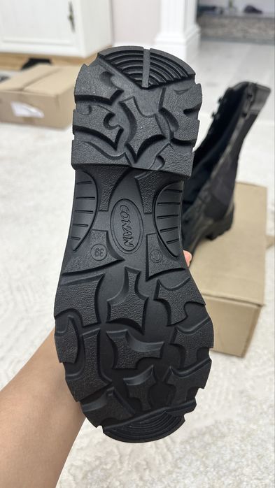 Берцы Conan 39 размер