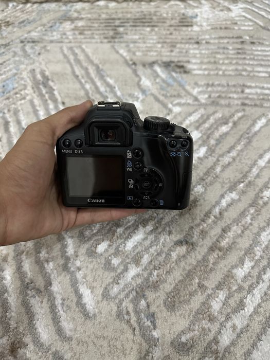 Фотоапарат канон 1000д