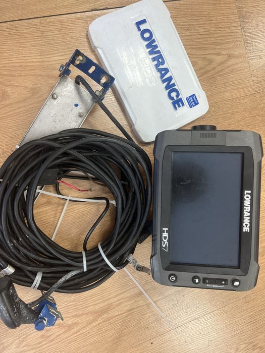 Сонар Lowrance HDS7