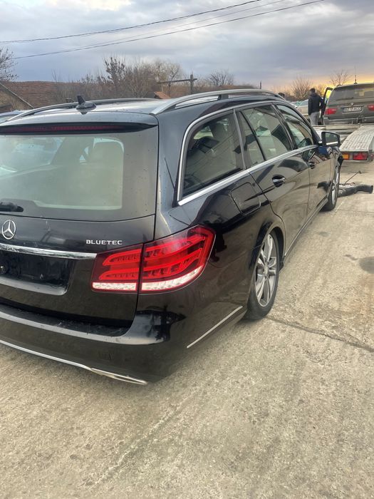 Haion cu lunetă Mercedes E class W 212 break facelift 2015
