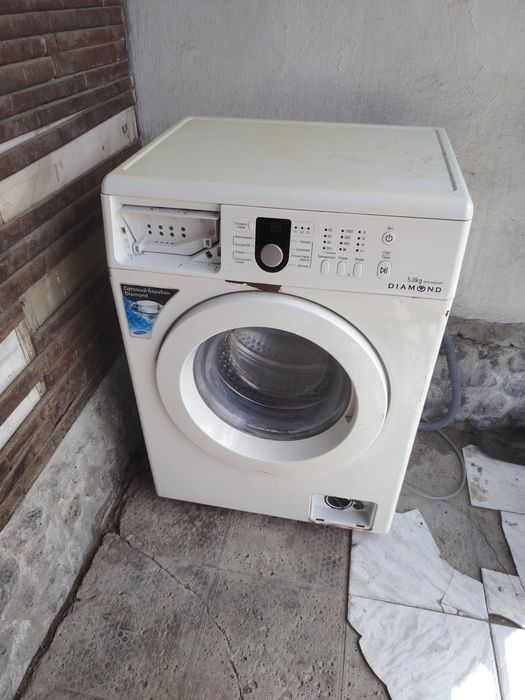 Продам стиральную машинку