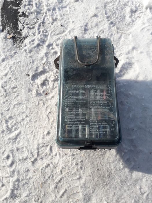 Запчасти на мерседес 190