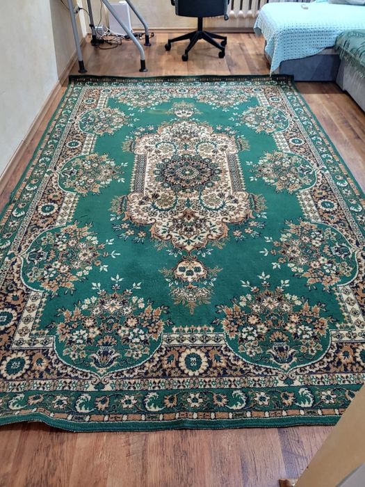 Продам ковер шерстяной