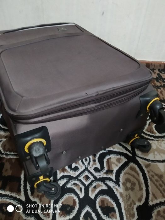 Чемодан большой матерчатый