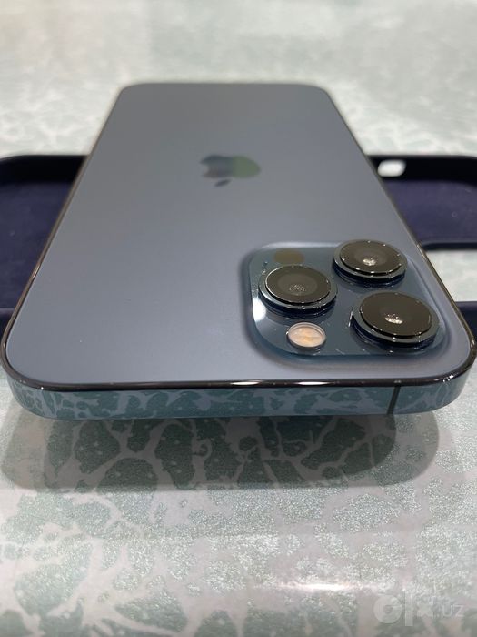 iPhone 12 Pro Max с гарантии