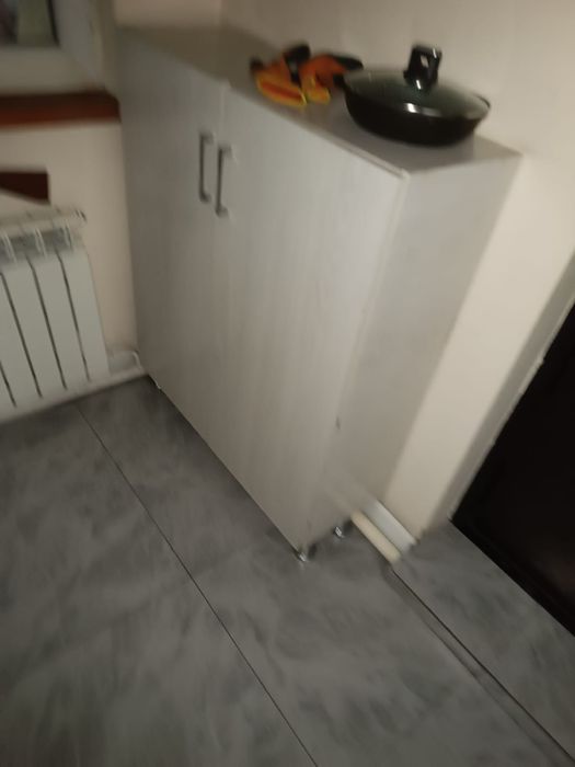 Продам шкафы тумбы