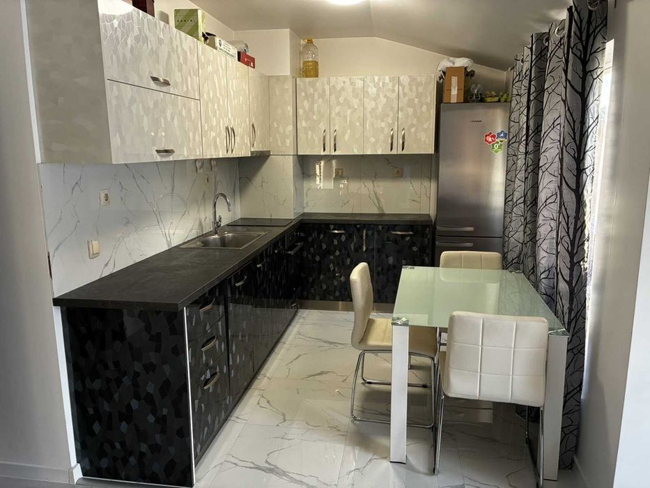 Продава се Мезонет в Пловдив, Център - 145 кв.м за 1010 €/кв.м - Снимка #1