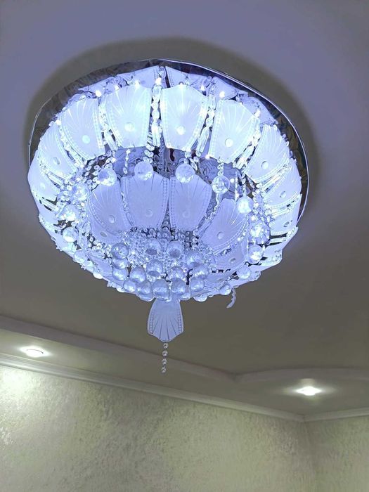 Қолданыстағы люстра сатылады
