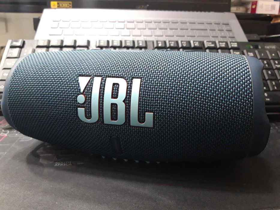 JBL harman Charge5
