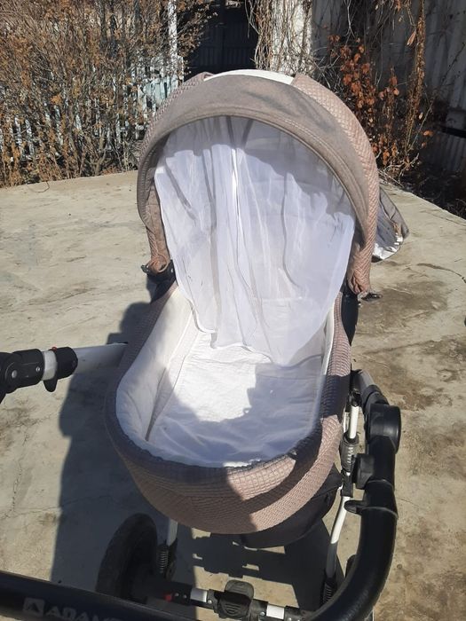 Продам коляску ademex