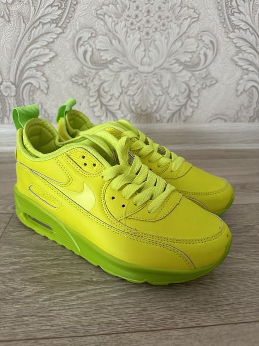 Оптом кроссовки 1000 тг