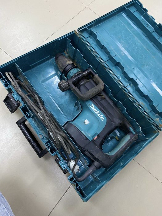 Перфоратор Makita HM1203C Original (ТМ79)