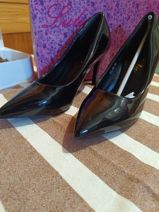 Pantofi negri,noi , mărimea 36