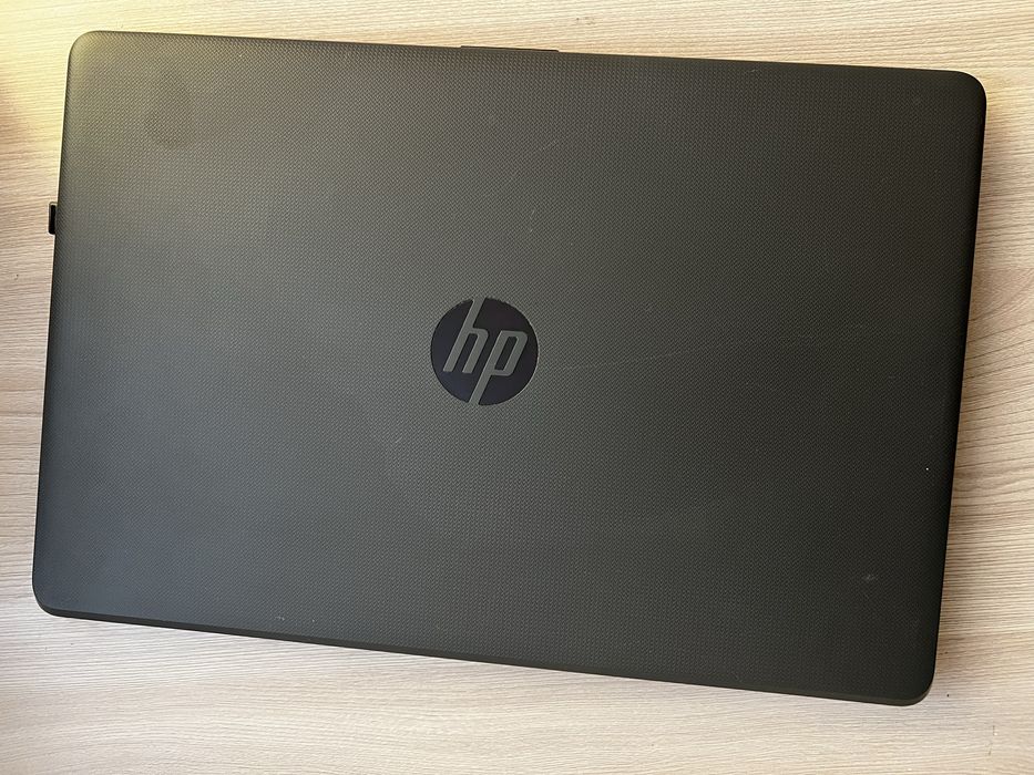 Продам б/у ноутбук hp