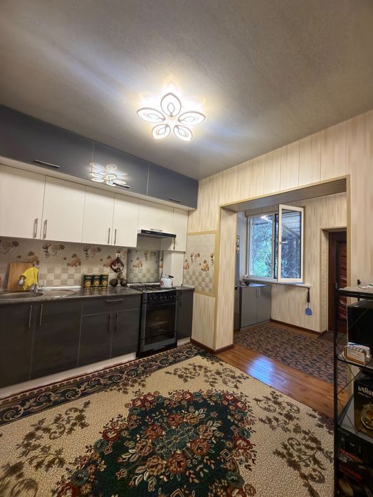 Продается квартира массив куйлюк 5