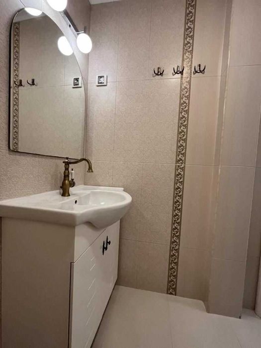 Продава се Двустаен апартамент в София, Младост 2 - 69 кв.м за 2029 €/кв.м - Снимка #9