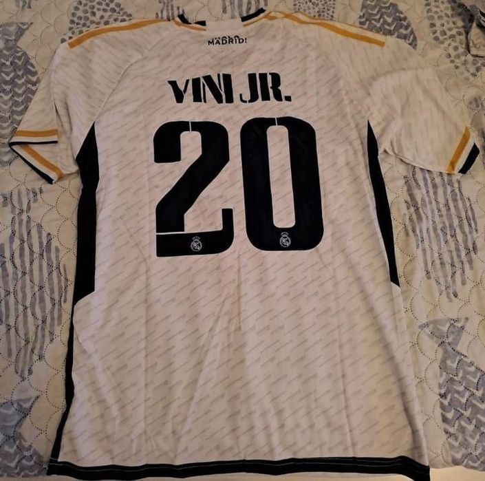 Футболни тениски Барселона, Манчестър Сити, Реал Мадрид,  ПСЖ, Арсенал