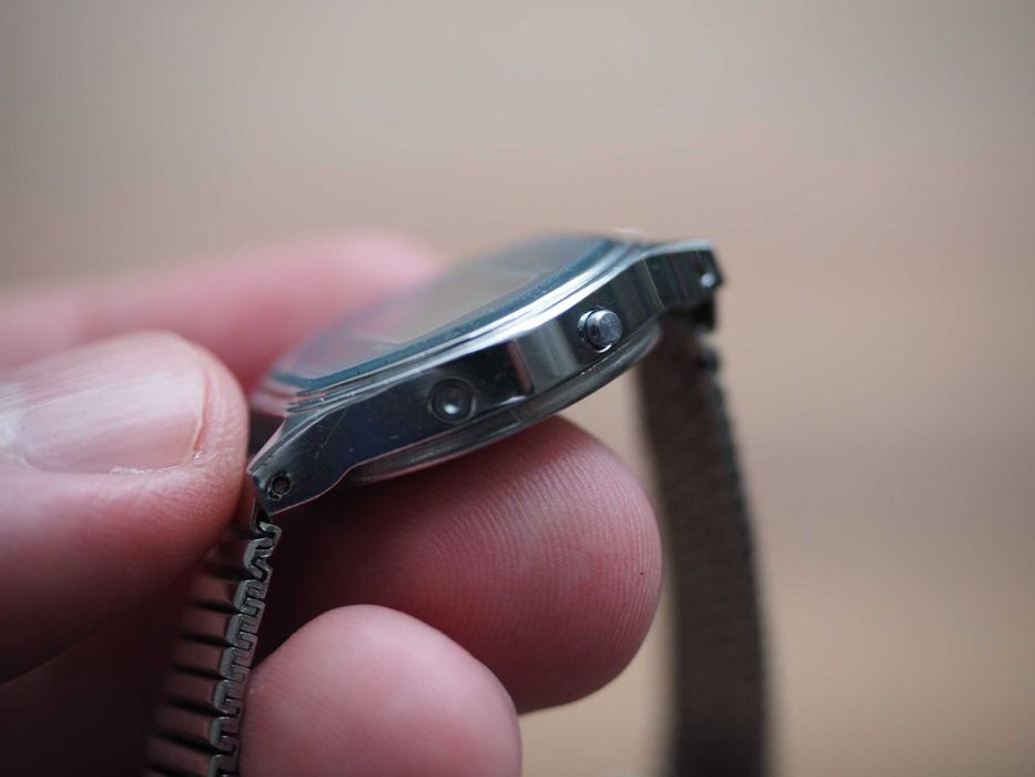 Ceas sovietic de damă Elektronika Quartz, cu brățară originală, URSS