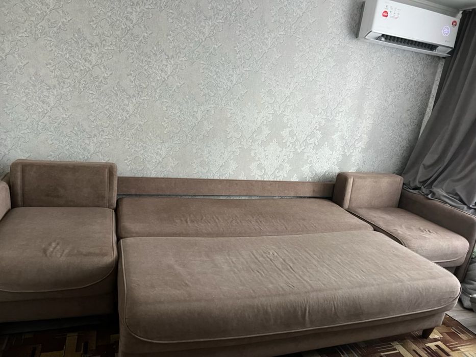Продам диван большой